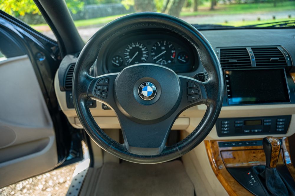 BMW X5 4.4i 2004