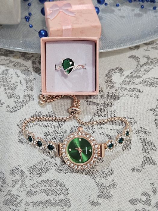 Nowe damskie zegarki I bransoletki