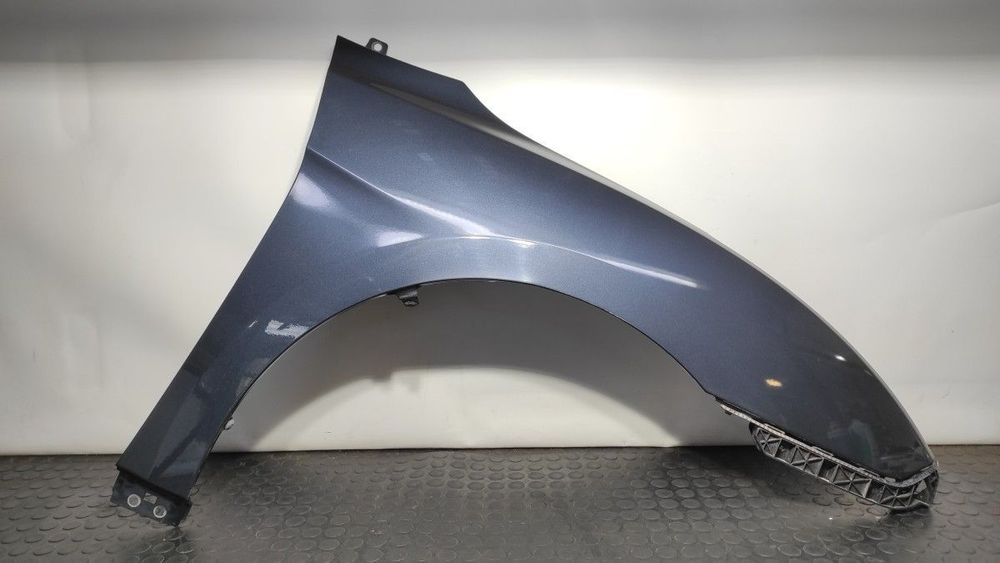 GUARDA-LAMAS FRENTE DIREITO HYUNDAI I40 COMFORT