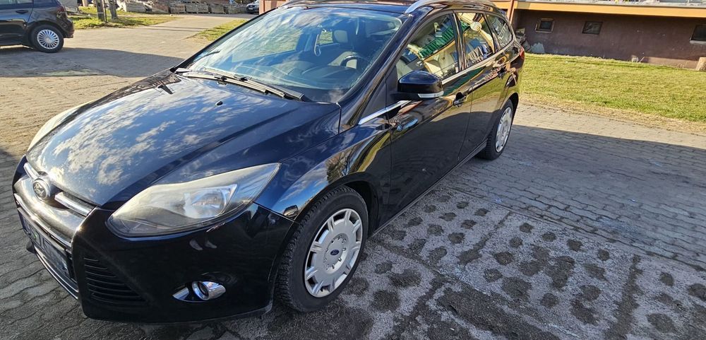 Sprzedam Forda Focusa 2013r