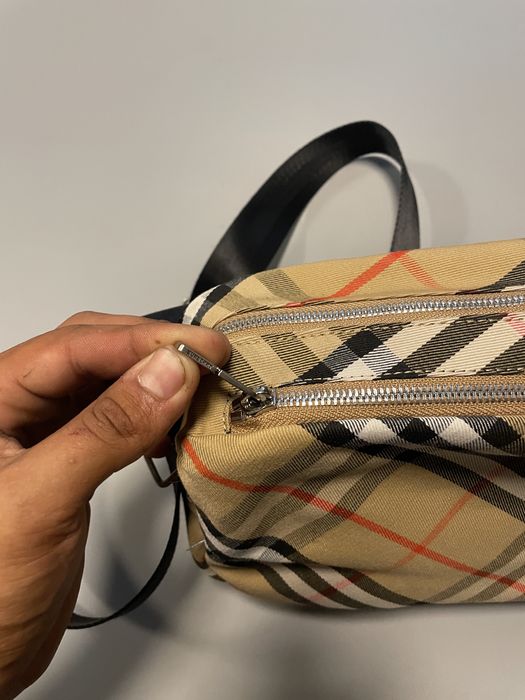 Burberry Check messenger bag
