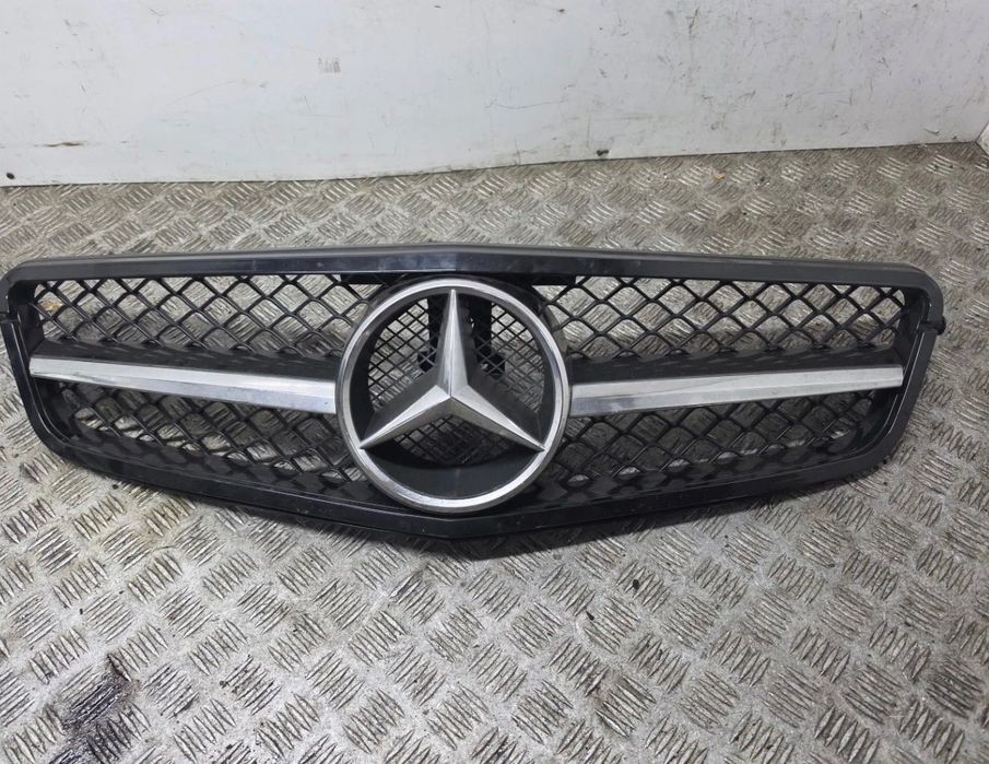 Grelha frente Mercedes Benz CLS W219