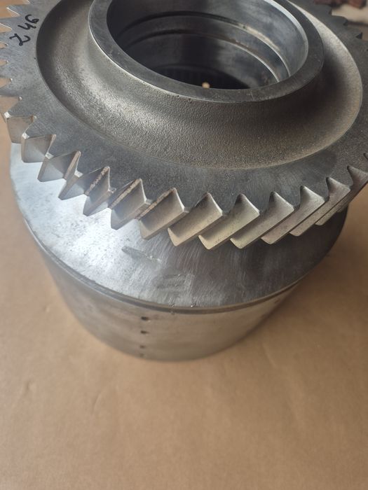 Koło z 46 kosz  48056275 CNH 87455297Stayer Case Magnum  New Holland T 8

87455297
48056275

87455297
48056275

87455297