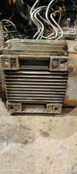 Электродвигатель 2.2кв 1500об