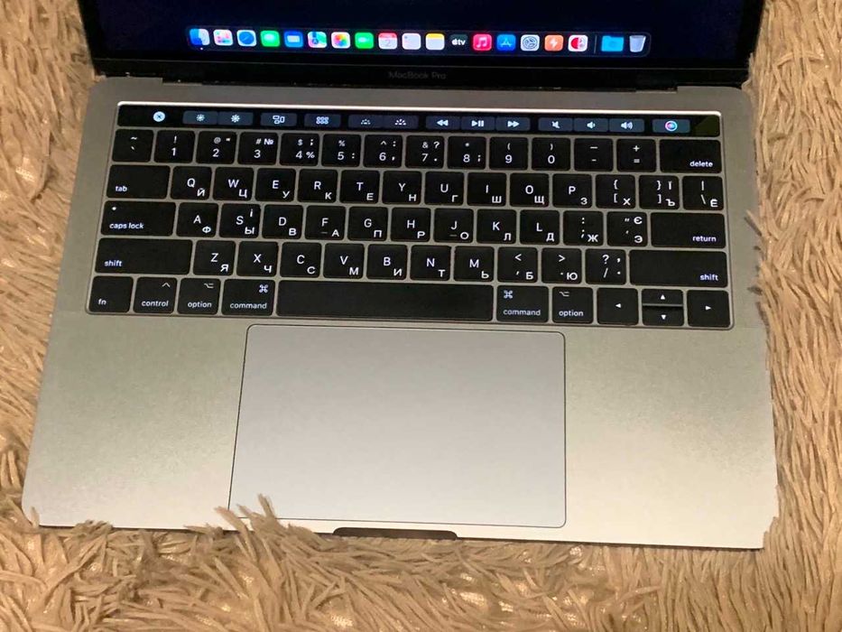 MacBook Pro 13 A1706 TouchBar Intel i7 - 16Gb - 1TB SSD