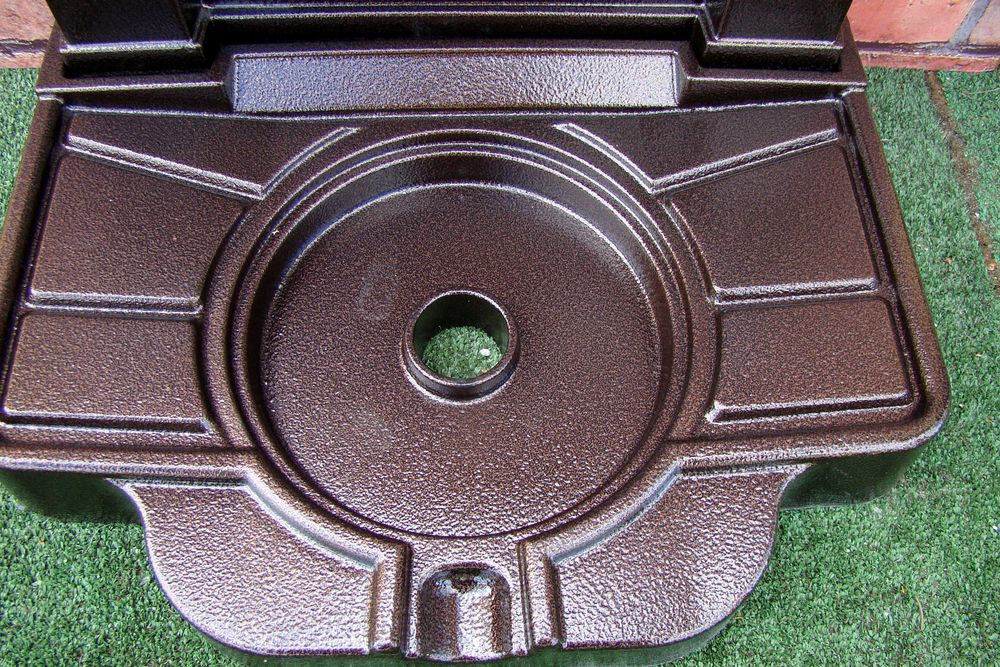 zdrój fontanna wodnik hydrant Gartenbrunnen Gusseisen+ kranik