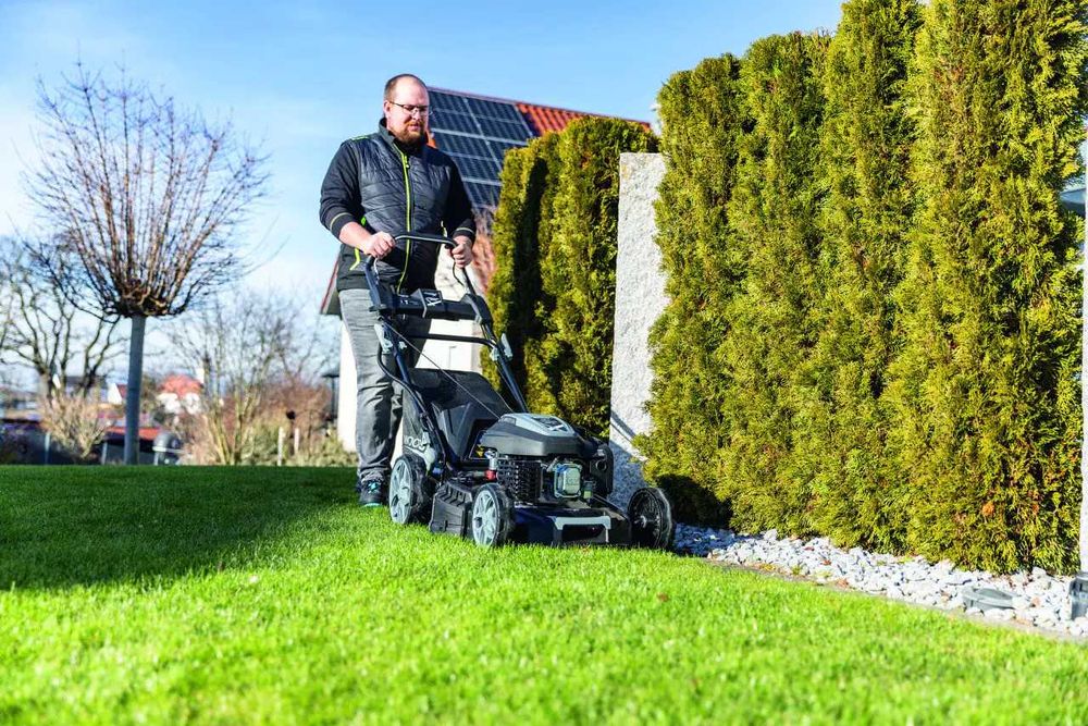 Бензинова газонокосарка Woodster BLM560-225ES САМОХІДНА електро запуск