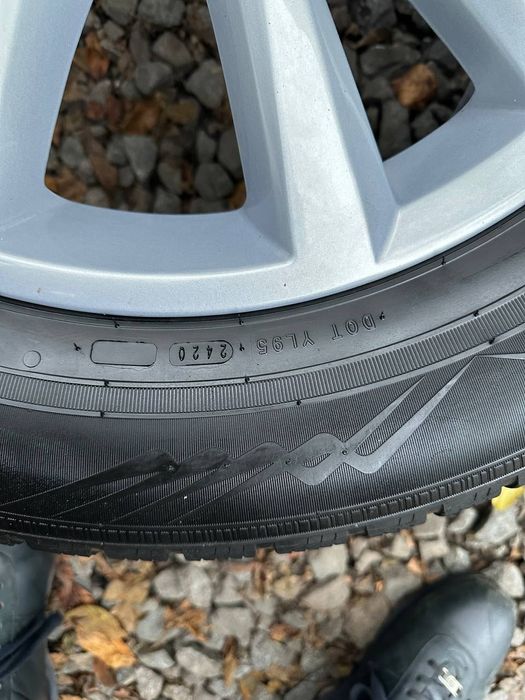 Диски+резина р18 Оригінал Volkswagen