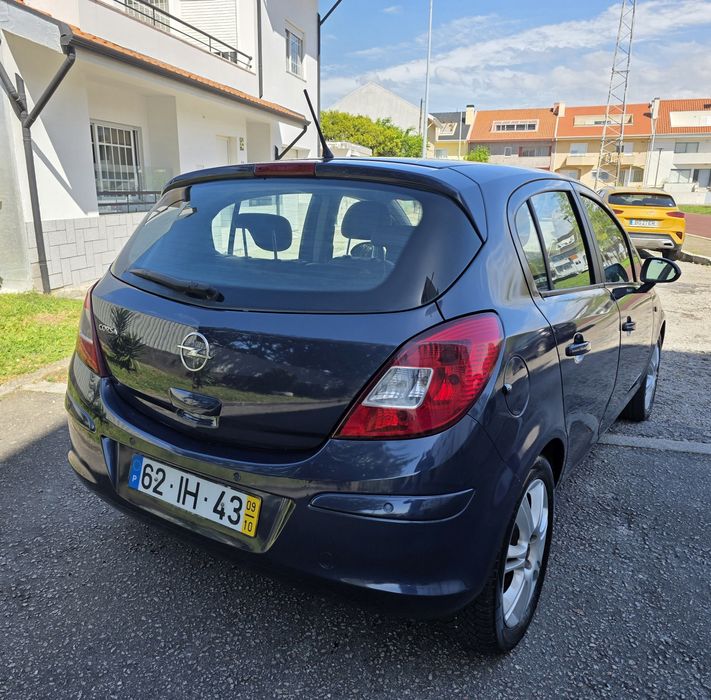 Opel Corsa 1.2 Cosmo full extras