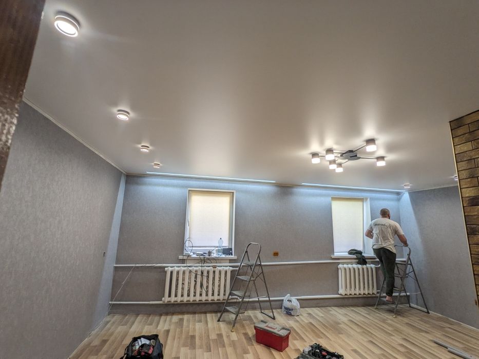 Натяжні Стелі: "Розтягуємо Задоволення"