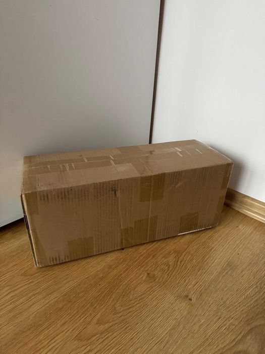 Lampa LED Hexagon do garażu