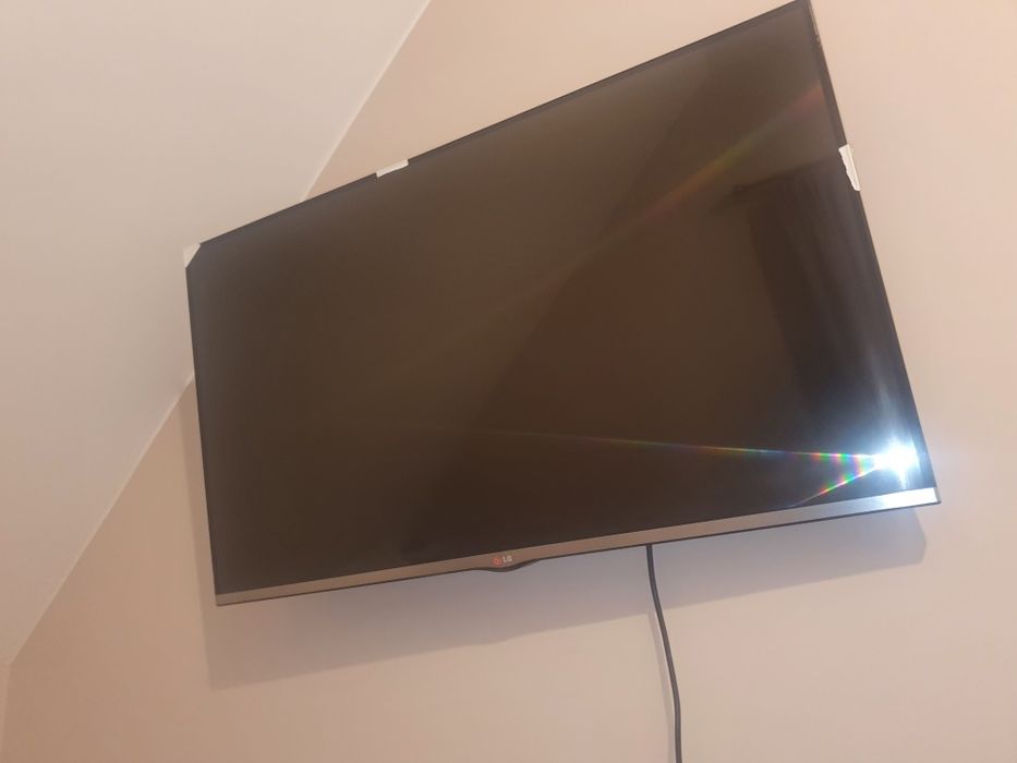 Telewizor LG 3d sprawny 42cale