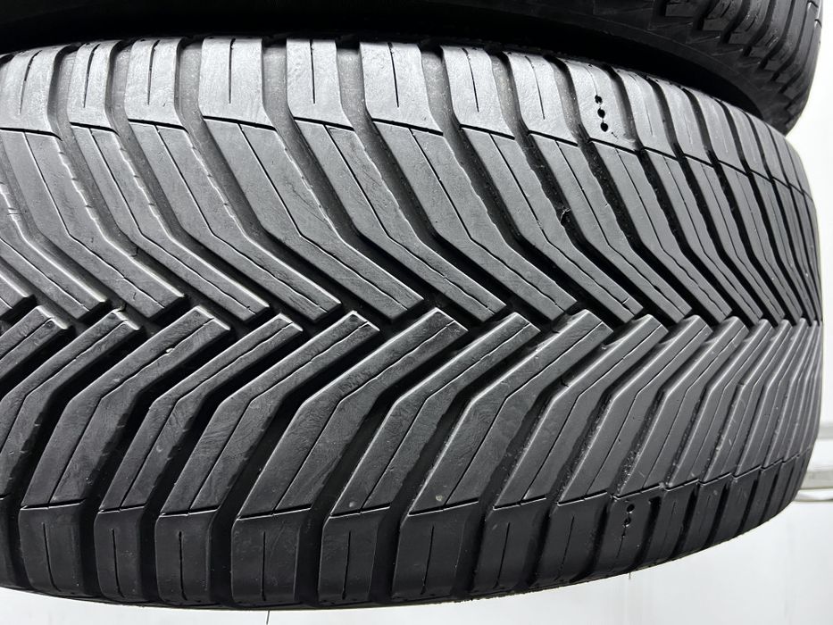 2шт всесезонні 235/50/R19 Michelin Cross Climate 2