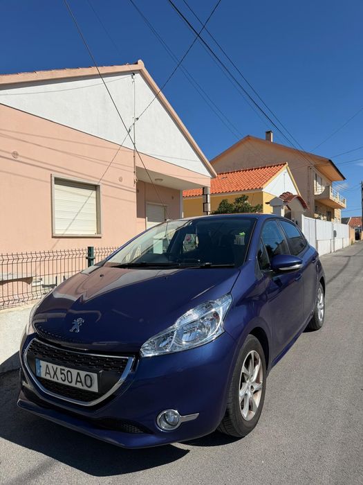 Peugeot 208 2010