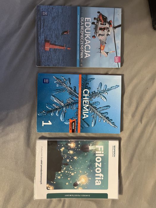 Książki, jedna 25 złotych