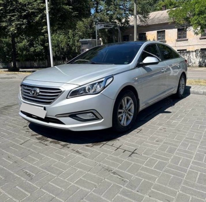 Оренда авто під таксі чи доставку з низькою витратою палива