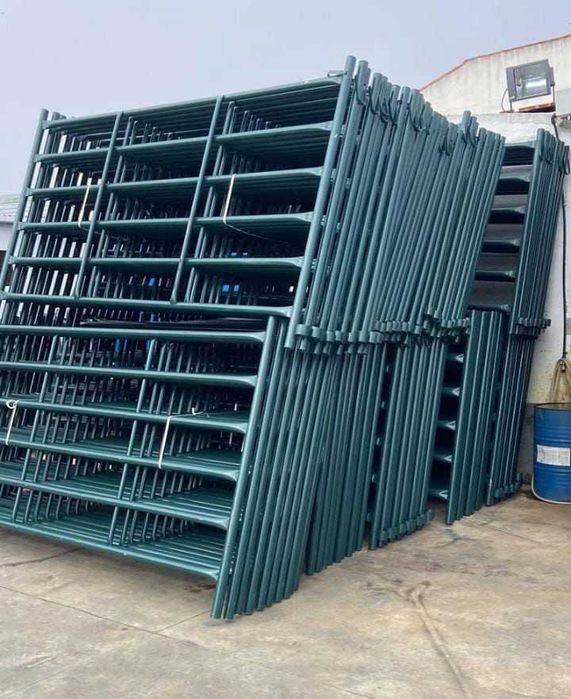 cerca sólida para animais