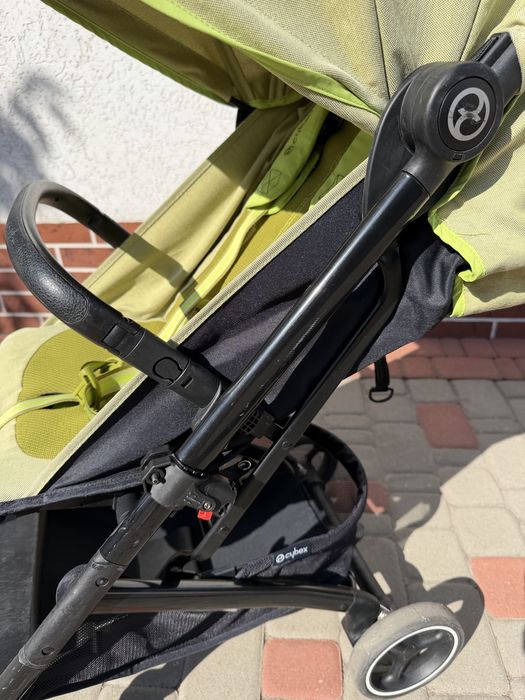 Прогулянкова коляску Cybex Beezy