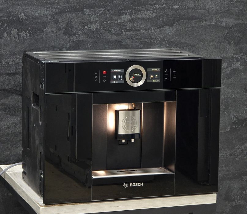 Топ. Кофемашина Bosch 8Series Чорний Обсидіан Супер.сост