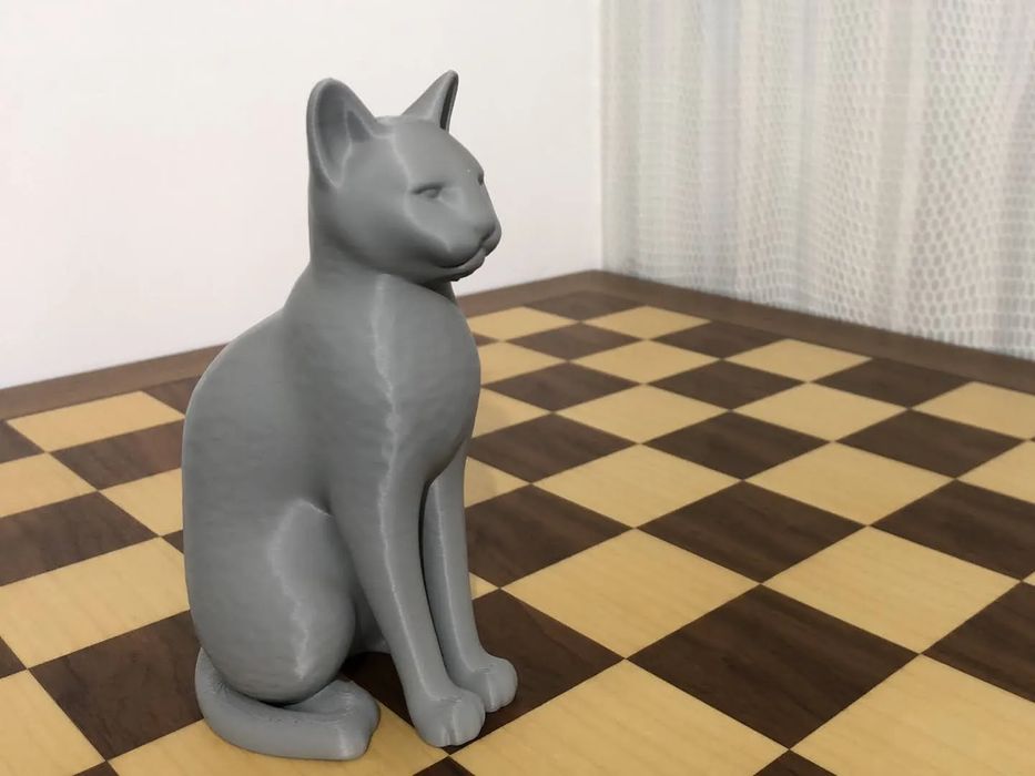Estátua Gato a Olhar pela Janela