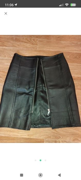 Спідниця шкіряна.