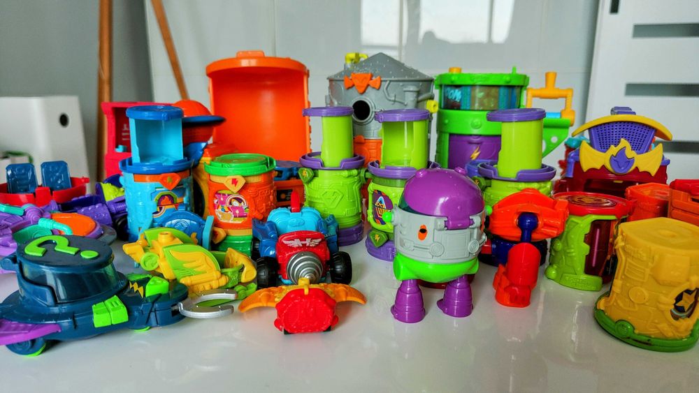 zestaw figurek Super Zings