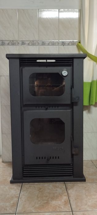 Salamandra a lenha com forno 15,5 KW