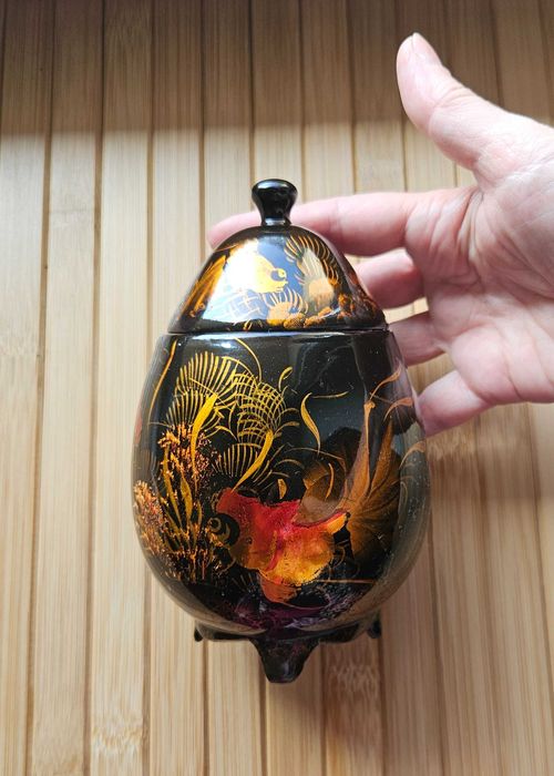 Bomboniera, szkatułka chińska - Laka, ryby, ręczna robota, czasy PRL