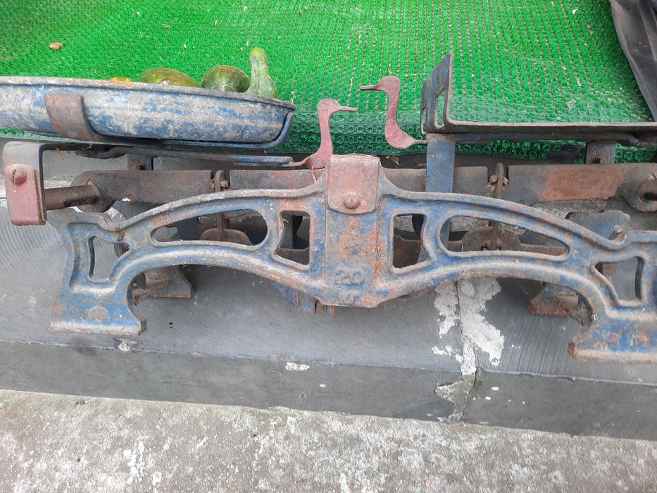 Продам весы Антиквариат))