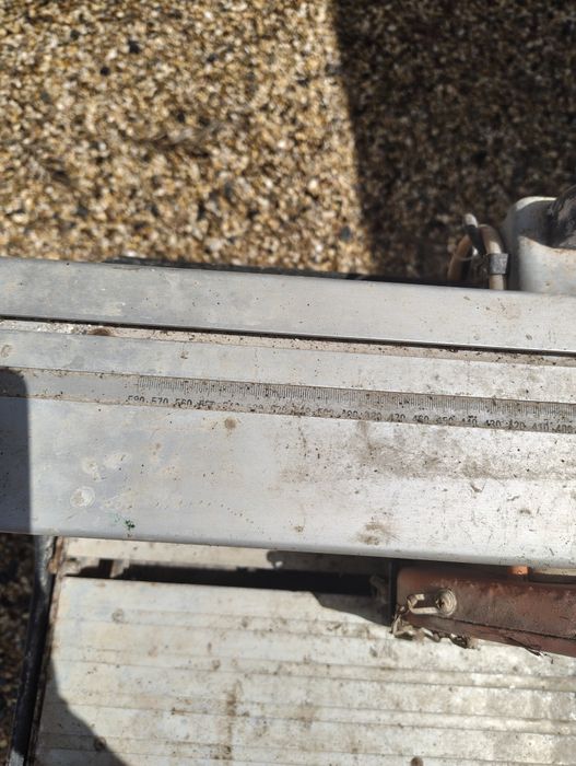 Cortador de azulejos profissional