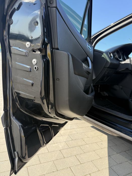 Продам Peugeot 308 2010 1.6 автомат