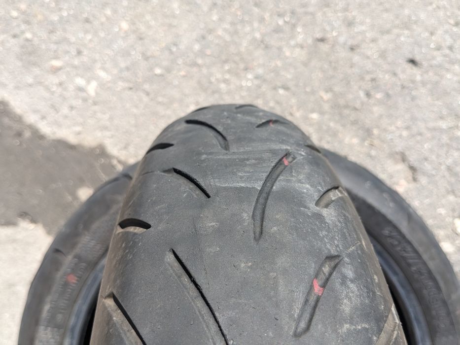 Мотошини - ContiSportAttack 1, Dunlop Sportmax gpr300f