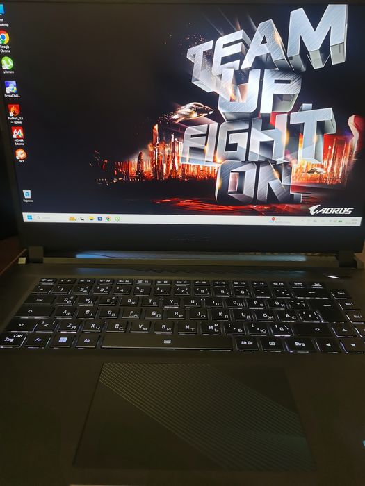 GIGABYTE AORUS 15 BSF i7-13700H / 16 ГБ / 1Тб / NVIDIA GeForce RTX 4070
