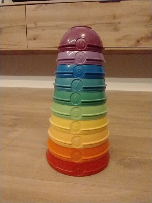 Fischer Price okrągłe kubeczki, wieża, kula