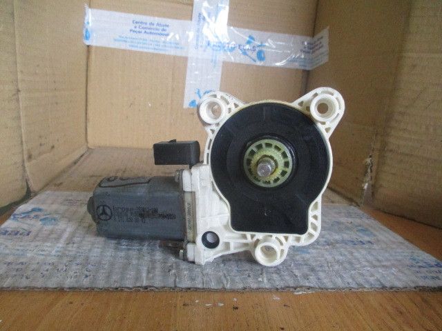 Motor vidro trás esquerdo MERCEDES-BENZ SLK (R171)