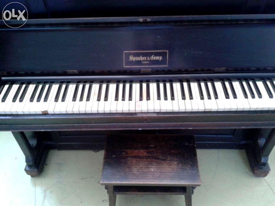 Piano Sprecher & Comp