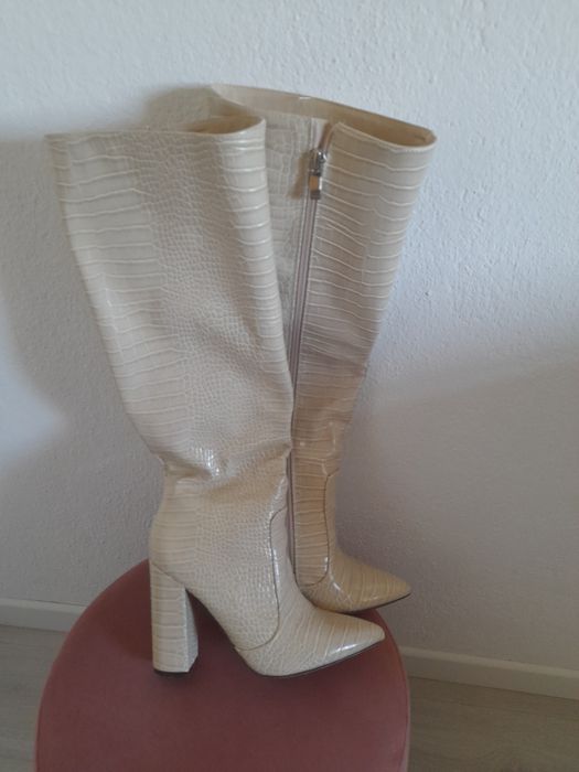 Vendo botas cano alto