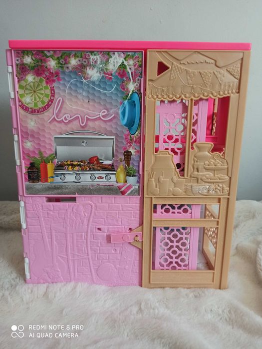 Kompaktowy domek dla lalek barbie