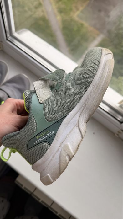 Кроссовки adidas 34 и 35 р