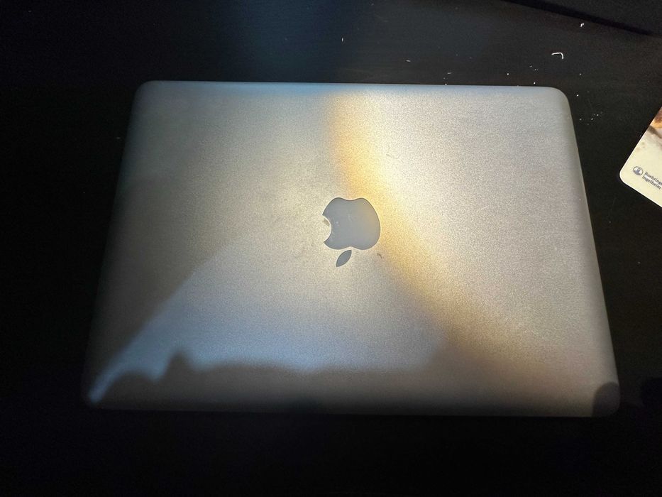 Selling MacBook Pro 13", Mid-2012, Intel Core i5 2.5 GHz, 256 GB SSD, and 8 GB RAM64738283539203123