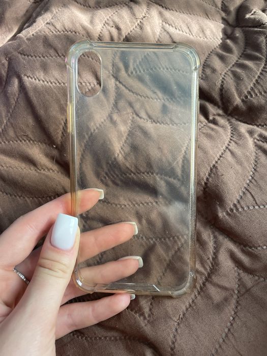 Чохли на Iphone XR