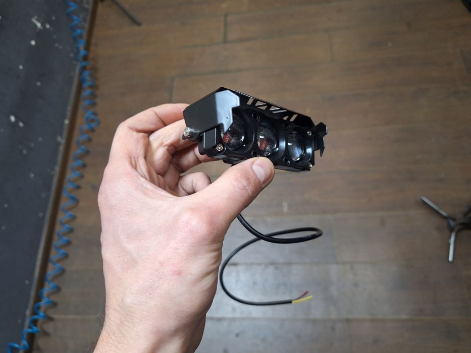 Світло фара 12v лед 3 діода для мотоцикла велосипеда скутера