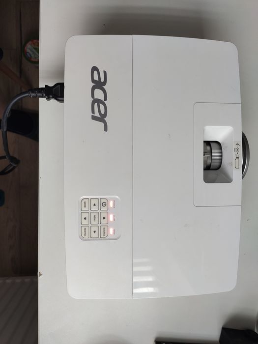 Projektor rzutnik DLP Acer P1525 uszkodzony