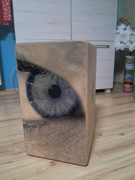 Dwustronny Cajon firmy AW Cajon