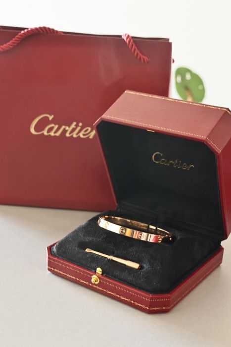 Cartier Love Bracelet 18k Rose Gold  Full Set  Unworn