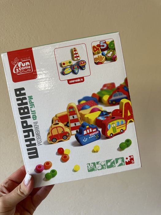 Шнуровка, деревянная развивающая игрушка