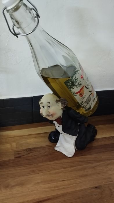 Декор,італієць -повар, підставка для вина ,олії...