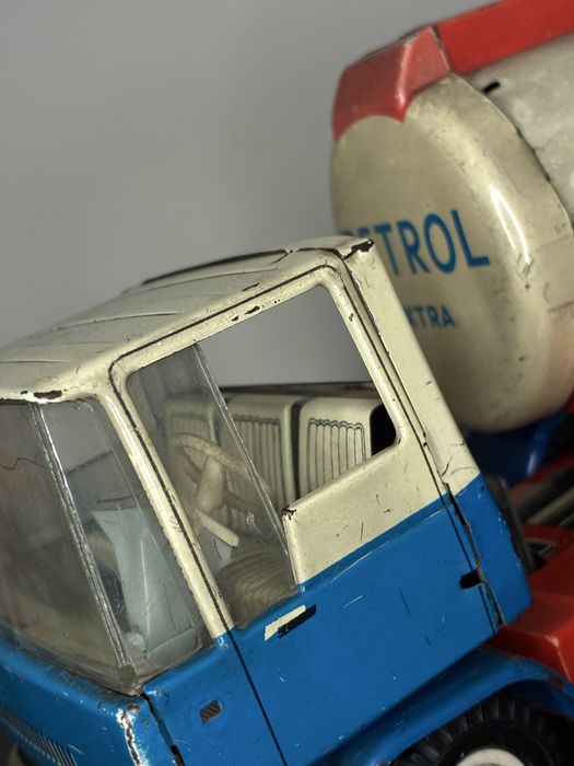 Stara Zabawka PRL PETROL  metalowa cysterna 1966 rok