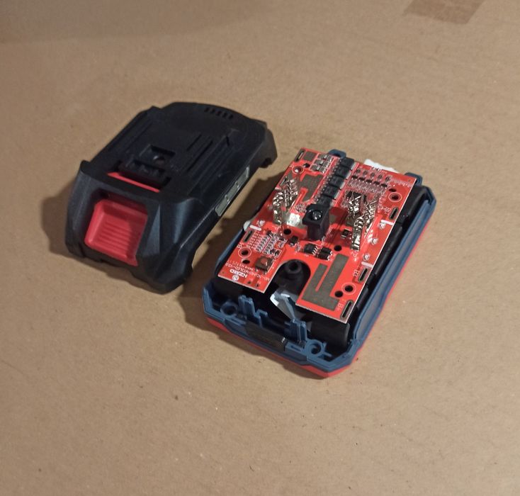 Корпус акумулятора по типу Makita 21В