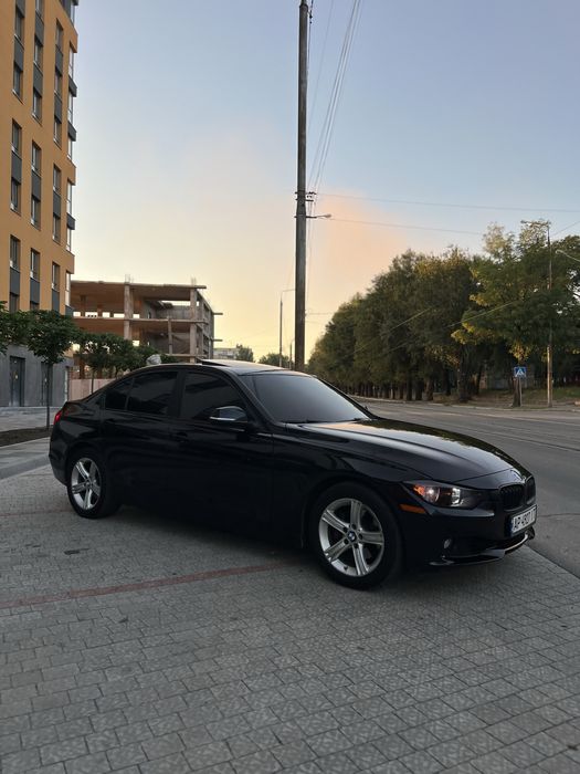 BMW 3 F30 2013 2.0 Бензин Автомат 189000 км